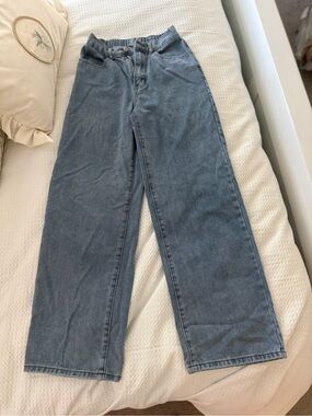 Women’s high waisted wide leg Light Blue Straight-Leg Jeans